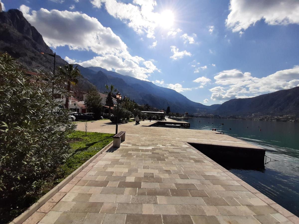 Maritimo Di Cattaro****Lux Apartment With Garage Exterior foto